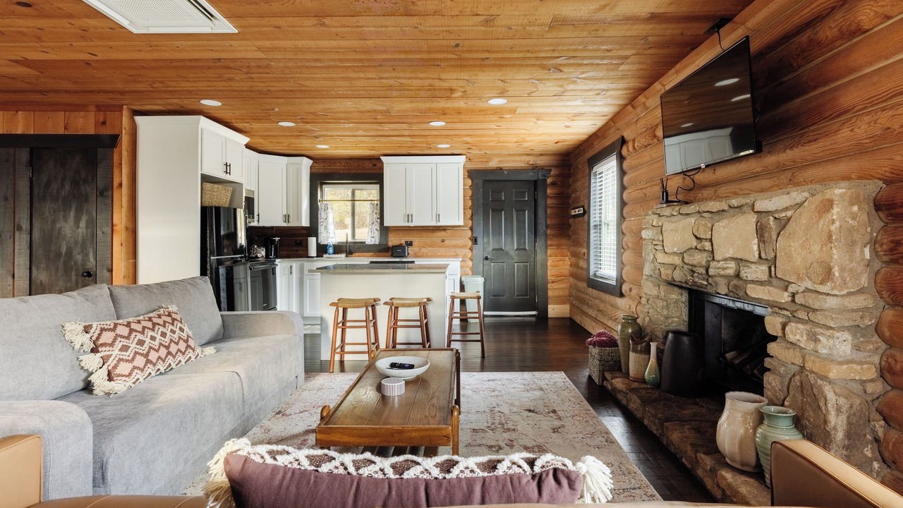 Photo of Livingroom in Lake Lure