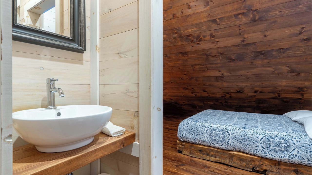 Photo of Bedroom in Mauricie