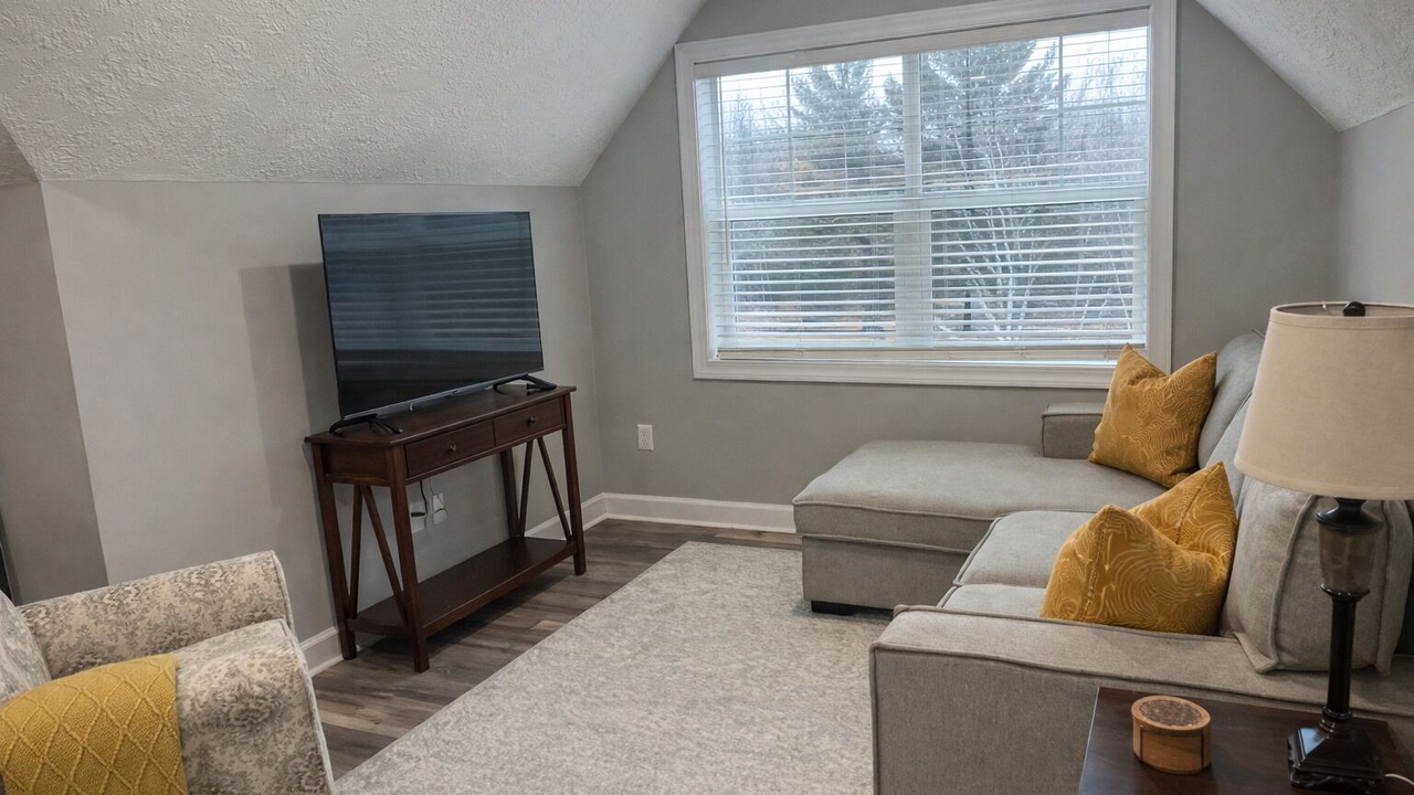 Photo of Livingroom in St. Francis