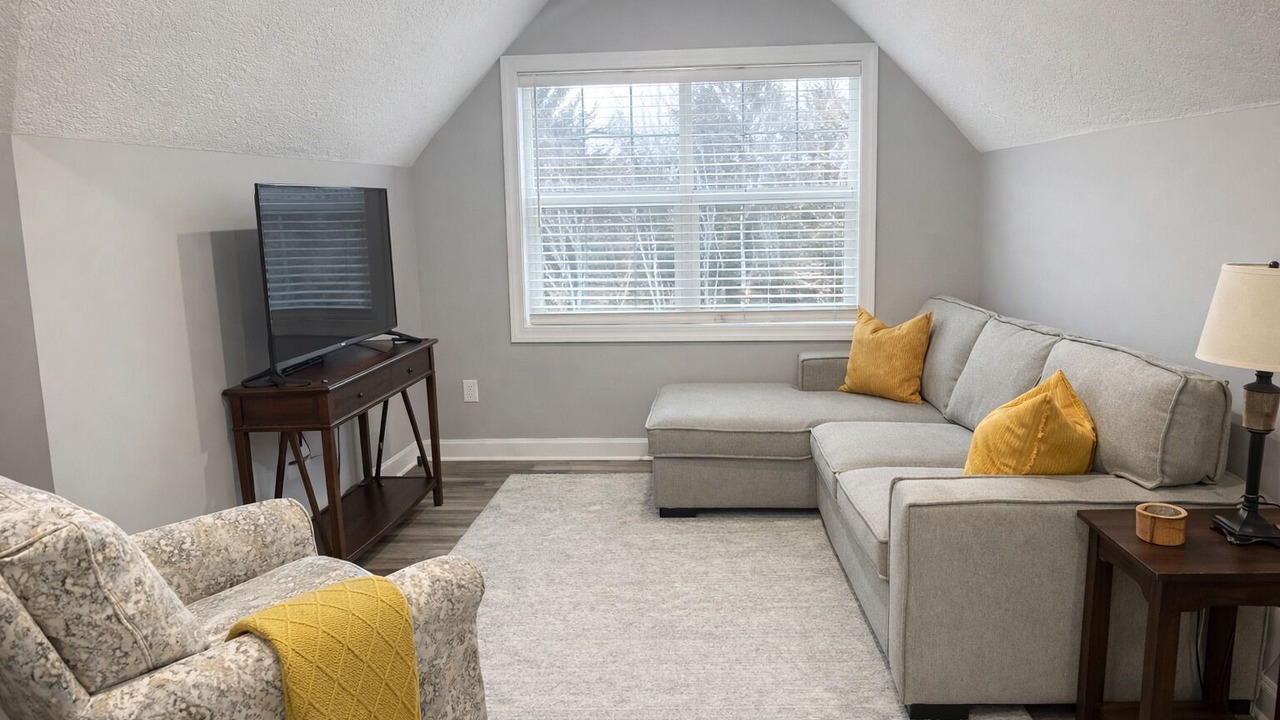 Photo of Livingroom in St. Francis