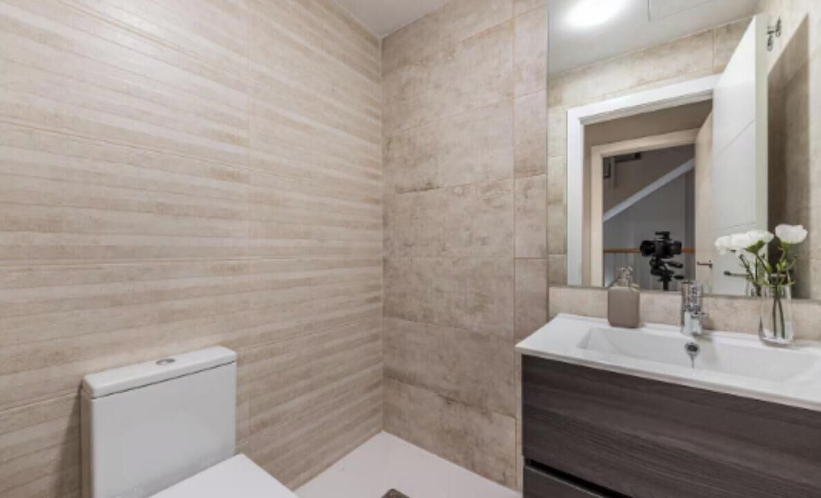 Photo of Bathroom in Pacifico