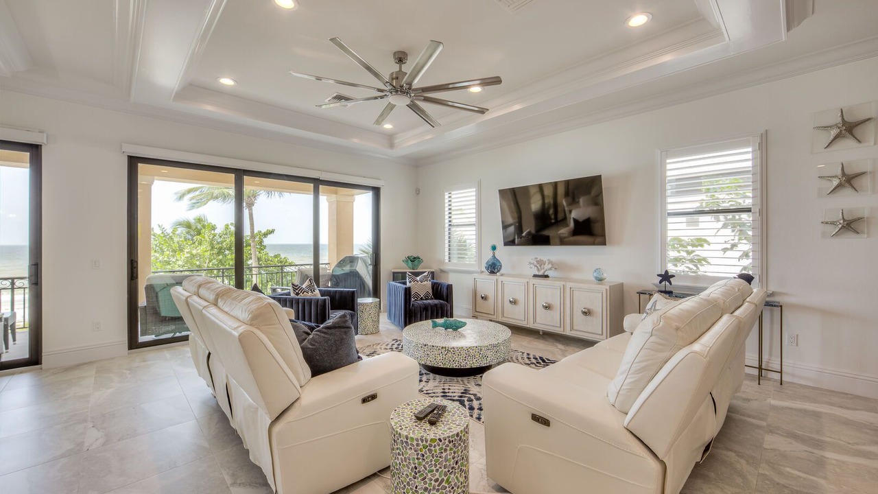 Photo of Bedroom in Mid Island