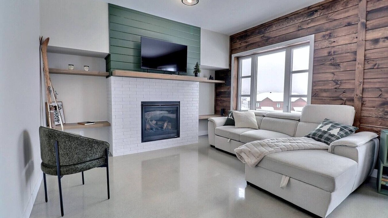 Photo of Livingroom in Saint-David-de-Falardeau