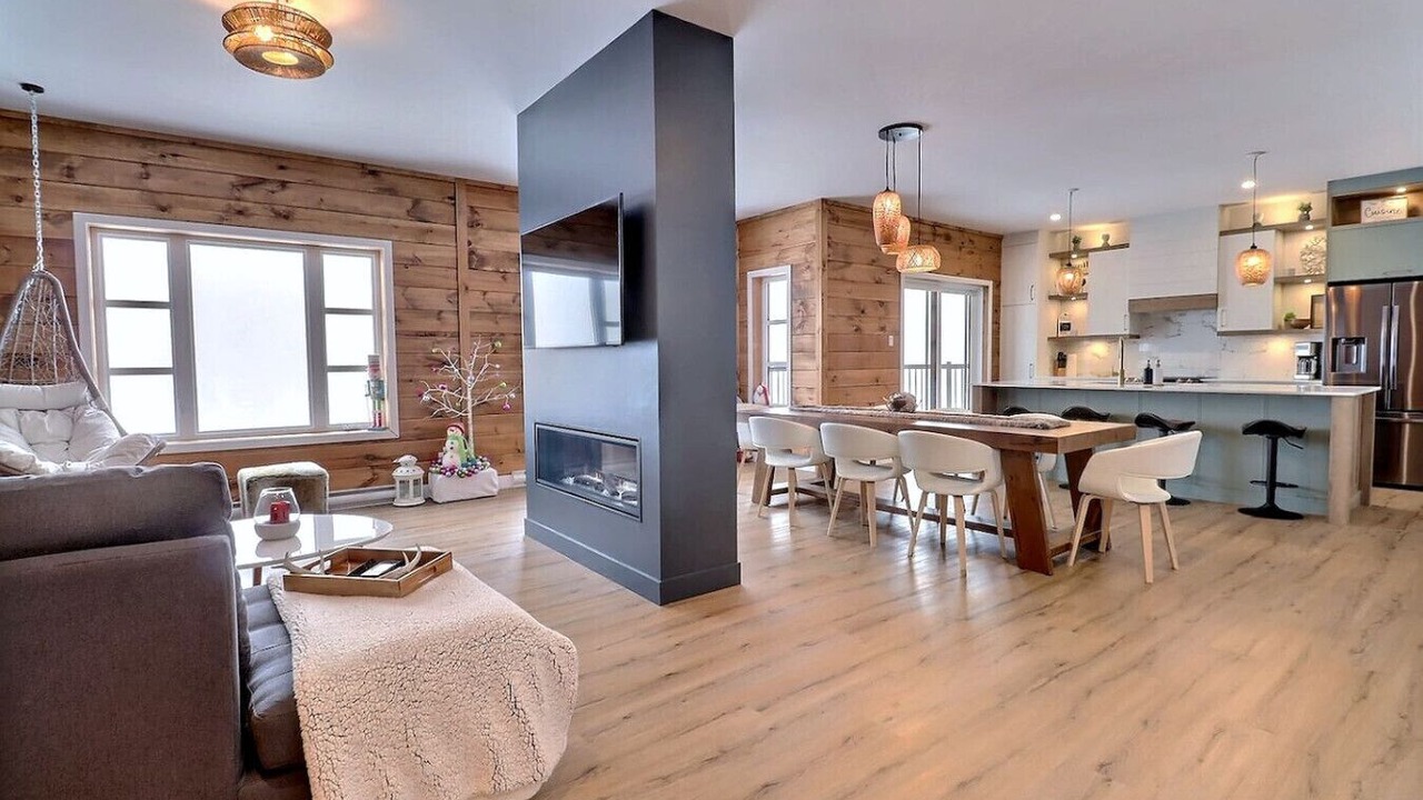 Photo of Livingroom in Saint-David-de-Falardeau