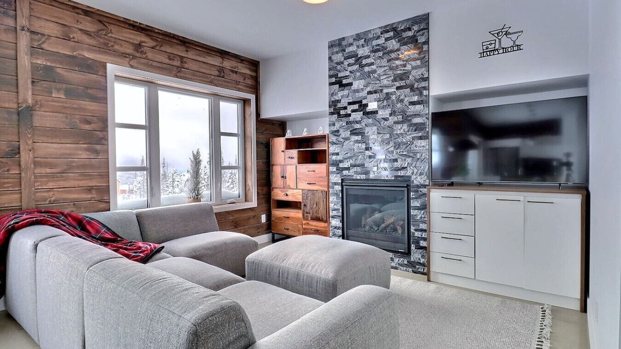 Photo of Livingroom in Saint-David-de-Falardeau