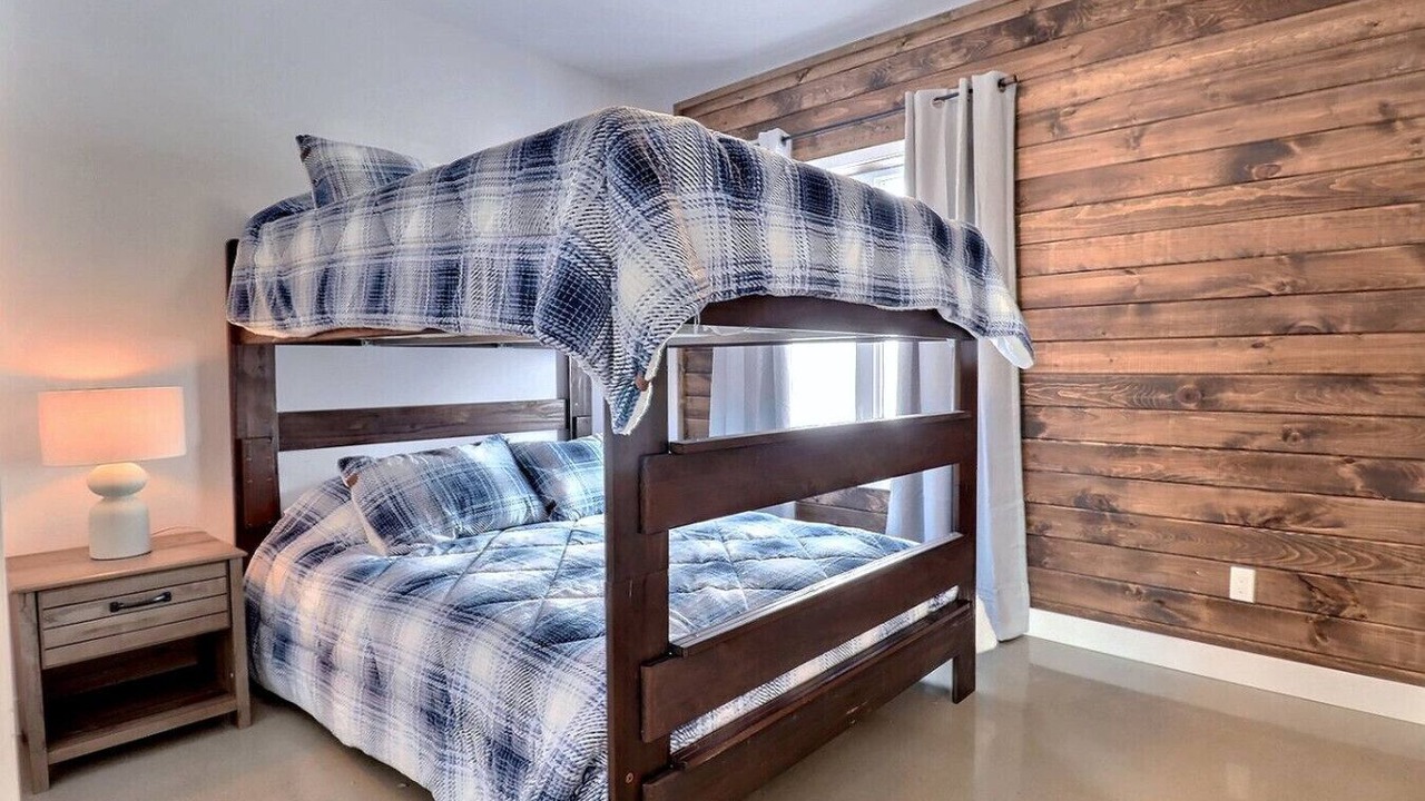 Photo of Bedroom in Saint-David-de-Falardeau