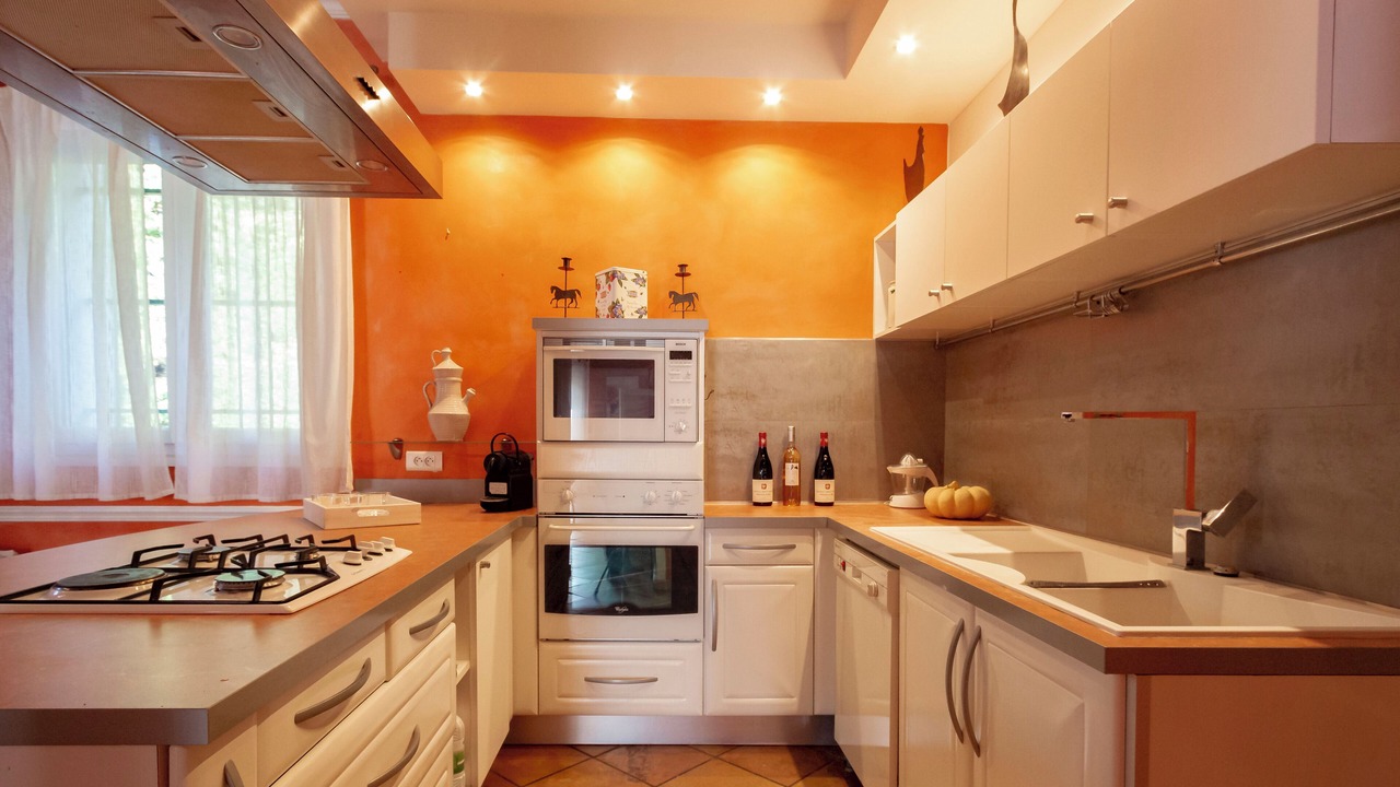 Photo of Kitchen in Entraigues-sur-la-Sorgue