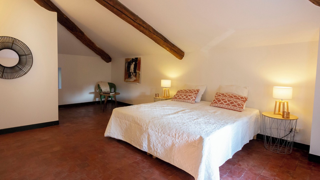 Photo of Bedroom in Entraigues-sur-la-Sorgue