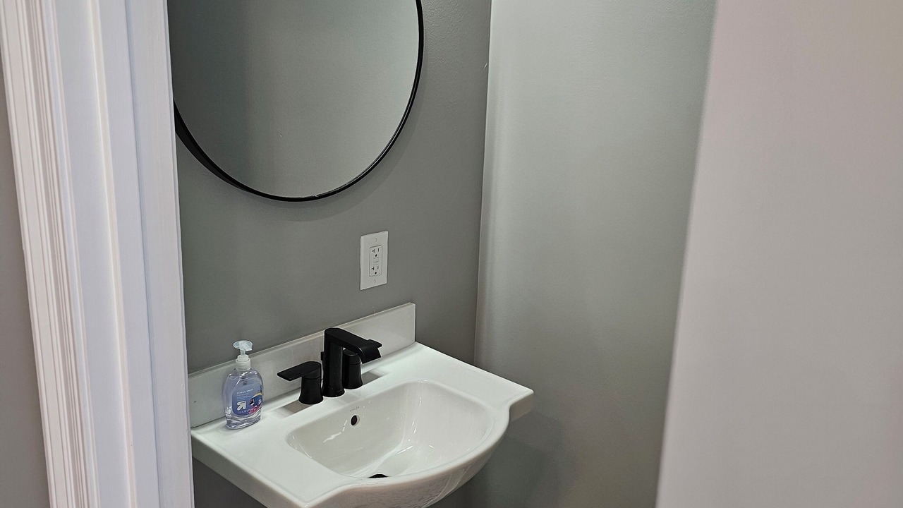 Photo of Bathroom in Seventh Ward