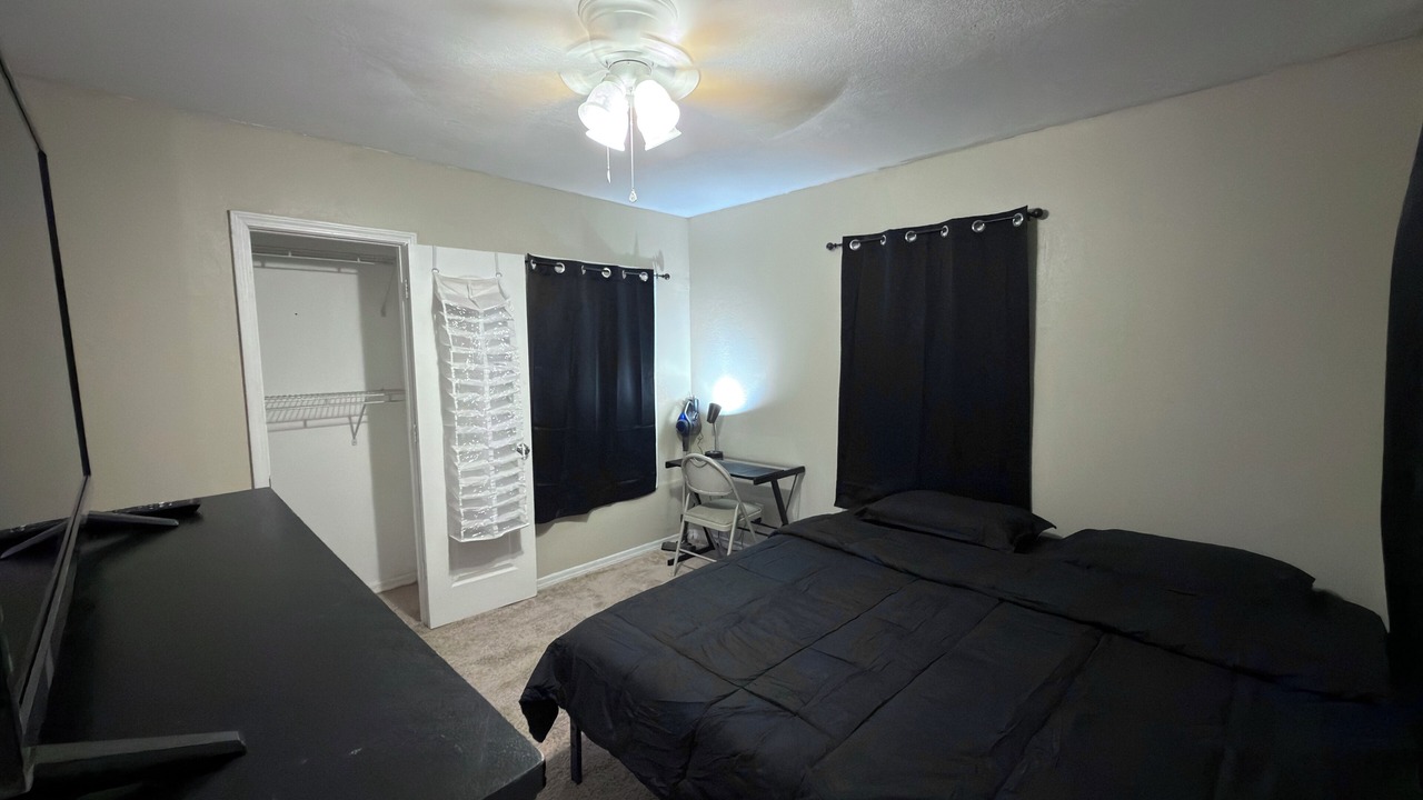 Photo of Bedroom in Thonotosassa