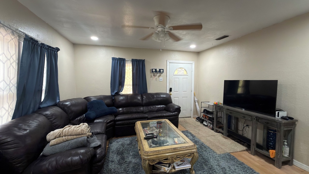 Photo of Livingroom in Thonotosassa