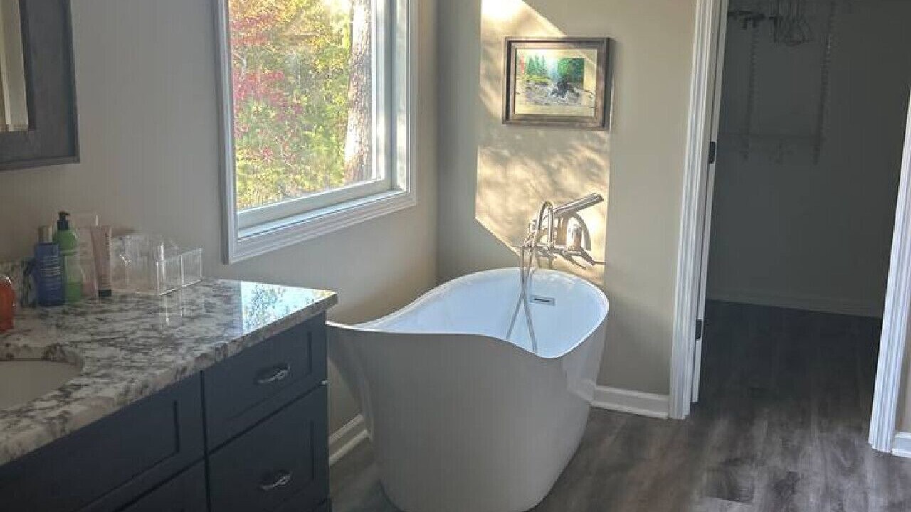 Photo of Bathroom in Dahlonega