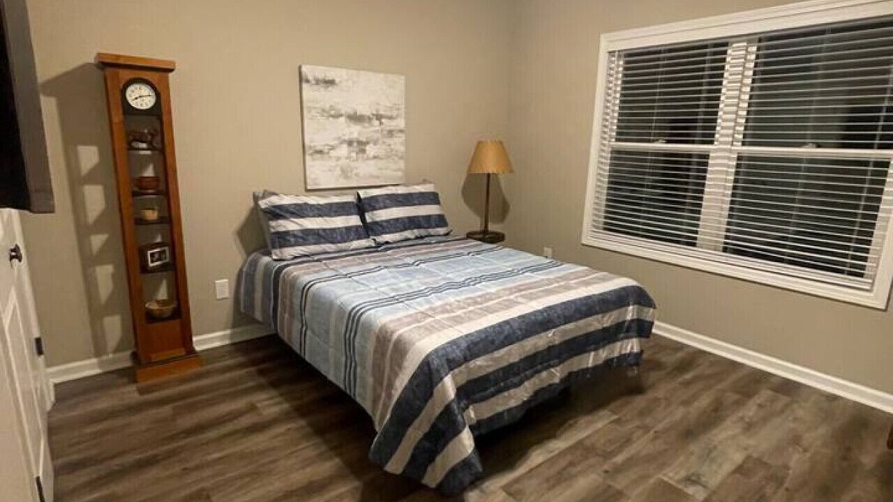 Photo of Bedroom in Dahlonega