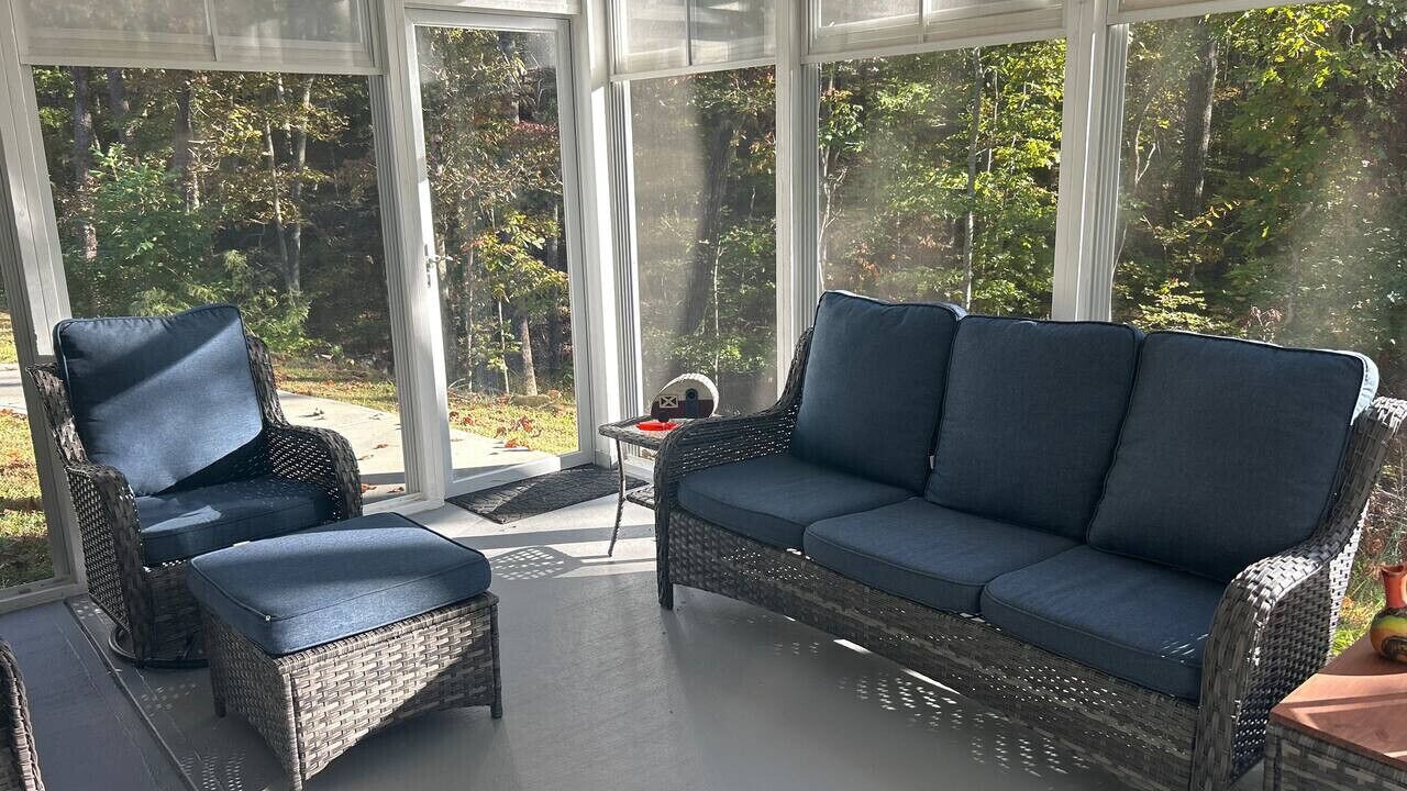 Photo of Livingroom in Dahlonega