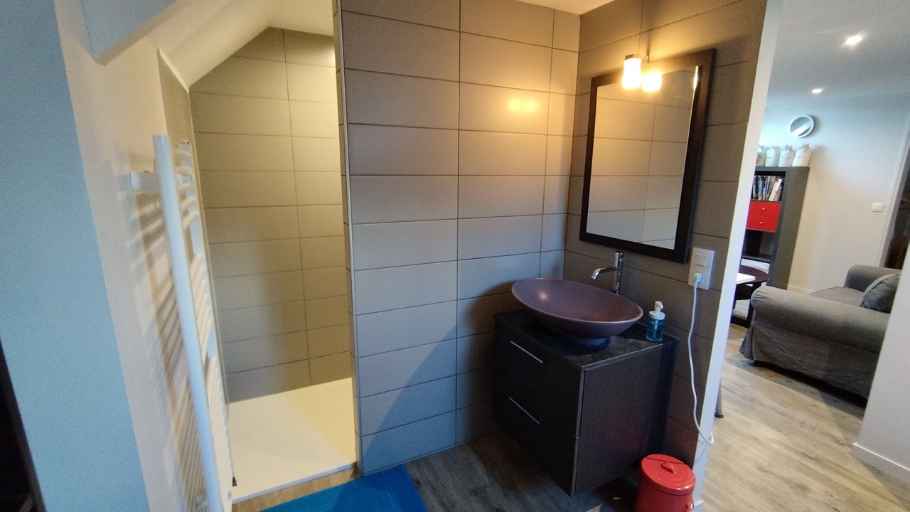 Photo of Bathroom in Vouvray