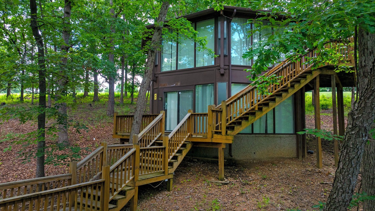 Photo of Outdoor in Village of Four Seasons