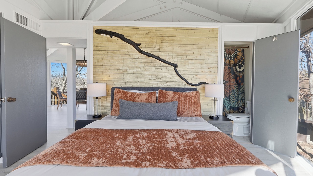 Photo of Bedroom in Village of Four Seasons