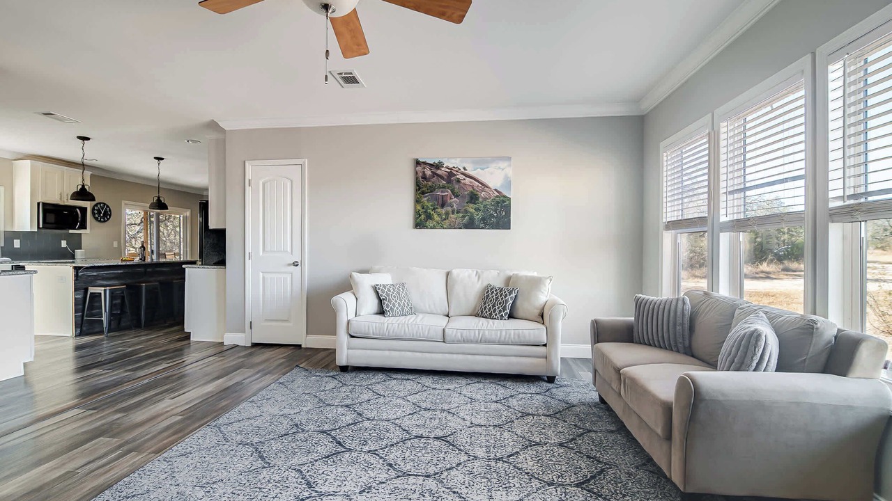 Photo of Livingroom in Hye