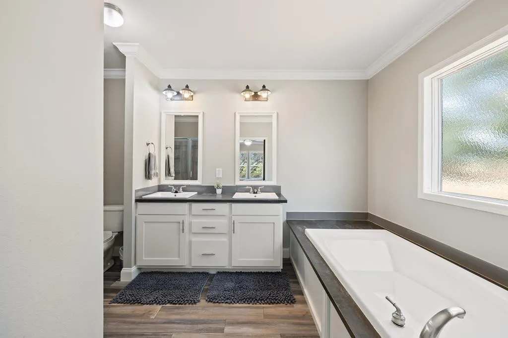 Photo of Bathroom in Hye