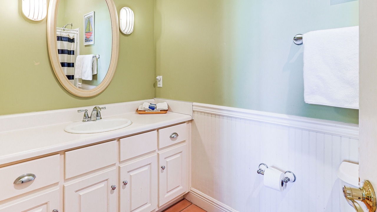 Photo of Bathroom in Crescent Beach