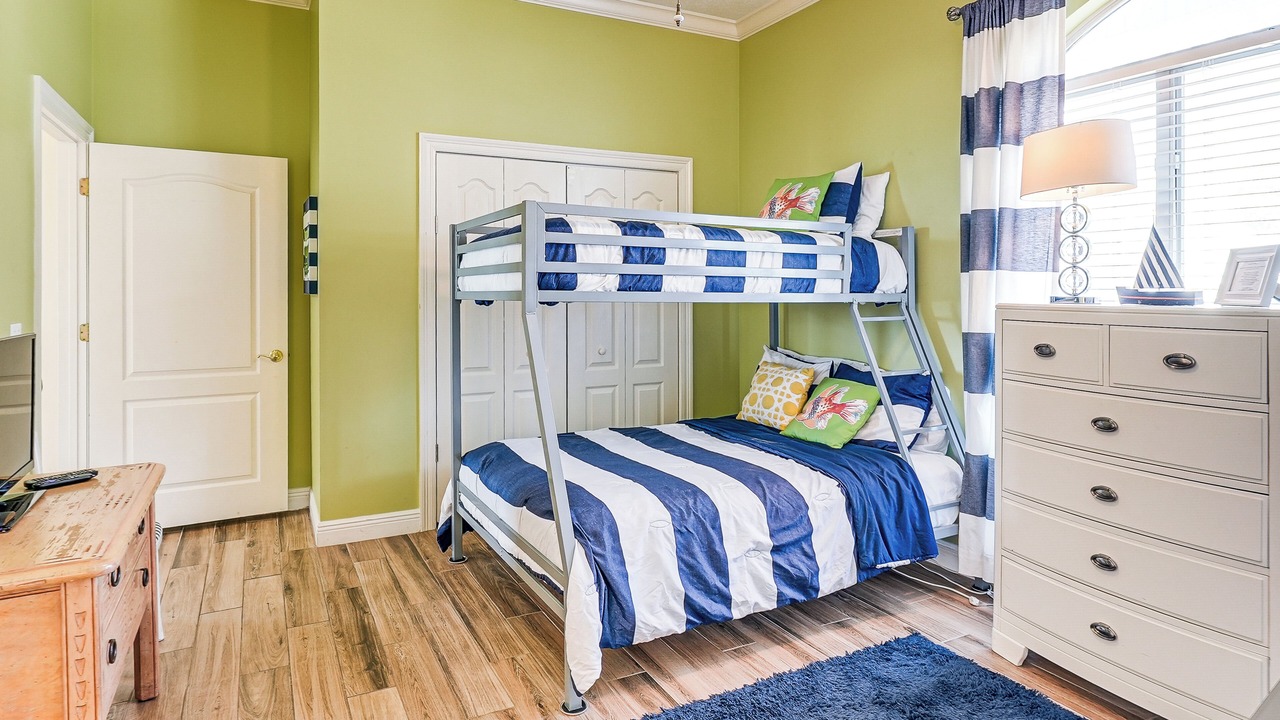 Photo of Bedroom in Crescent Beach