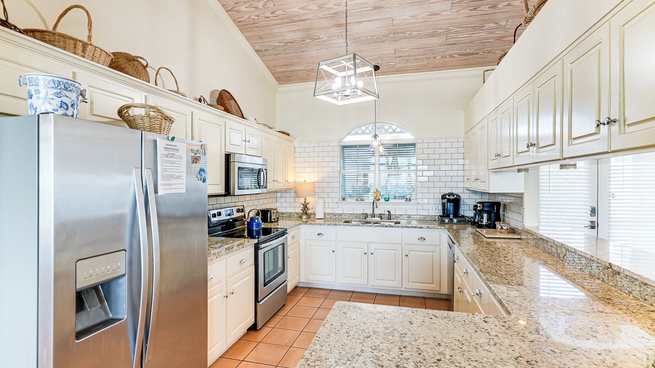Photo of Kitchen in Crescent Beach