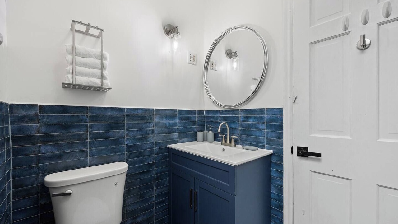 Photo of Bathroom in East Harlem
