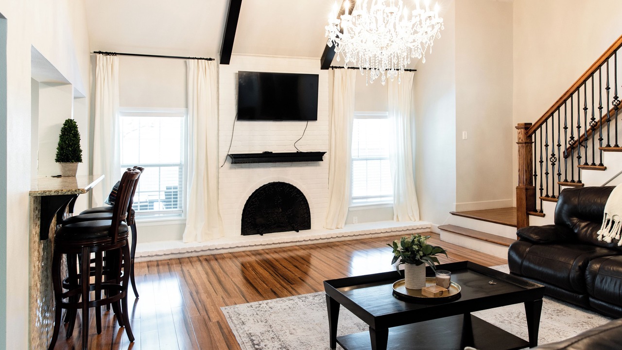 Photo of Livingroom in North San Antonio - SAT
