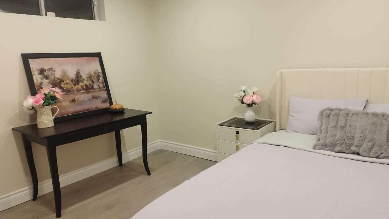 Photo of Bedroom in Richmond Hill