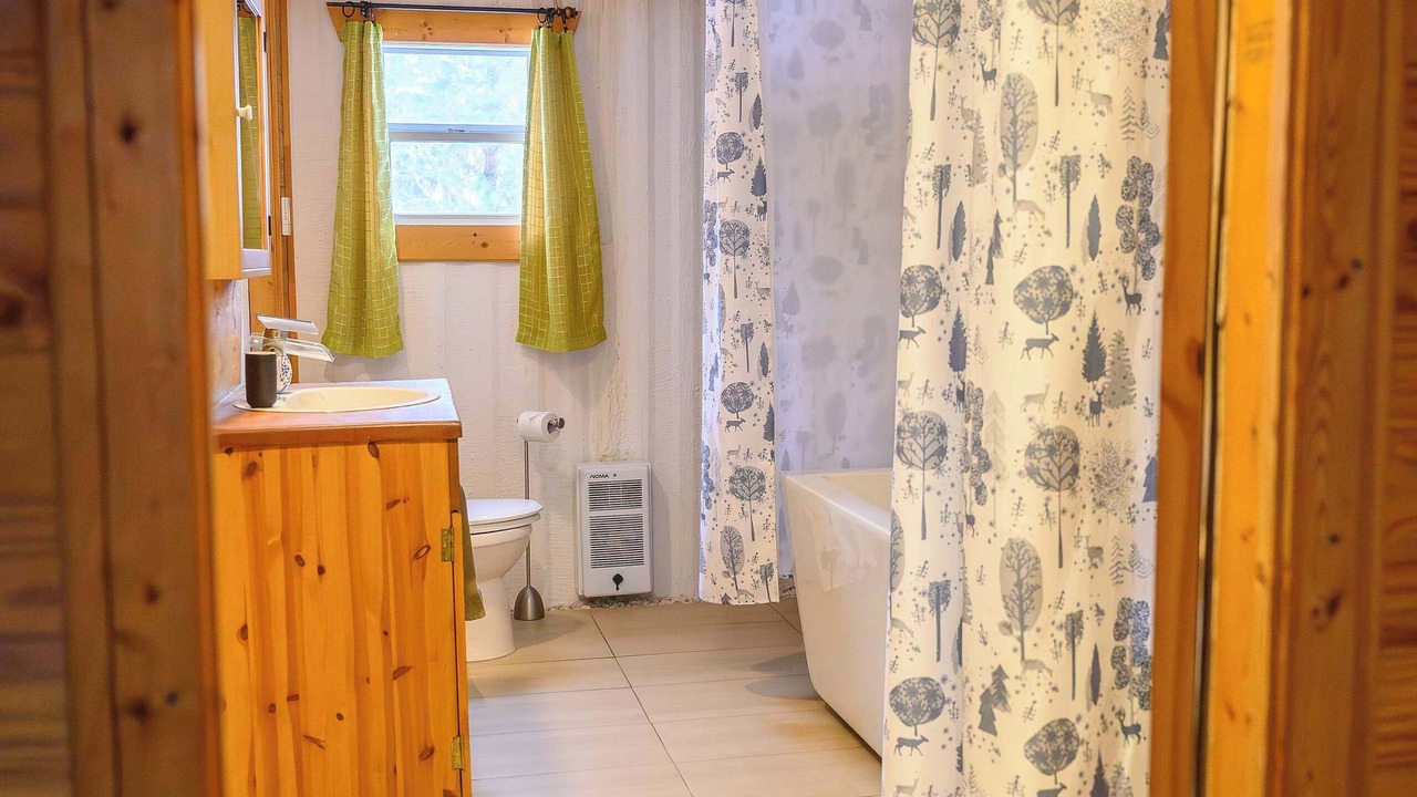 Photo of Bathroom in Amos