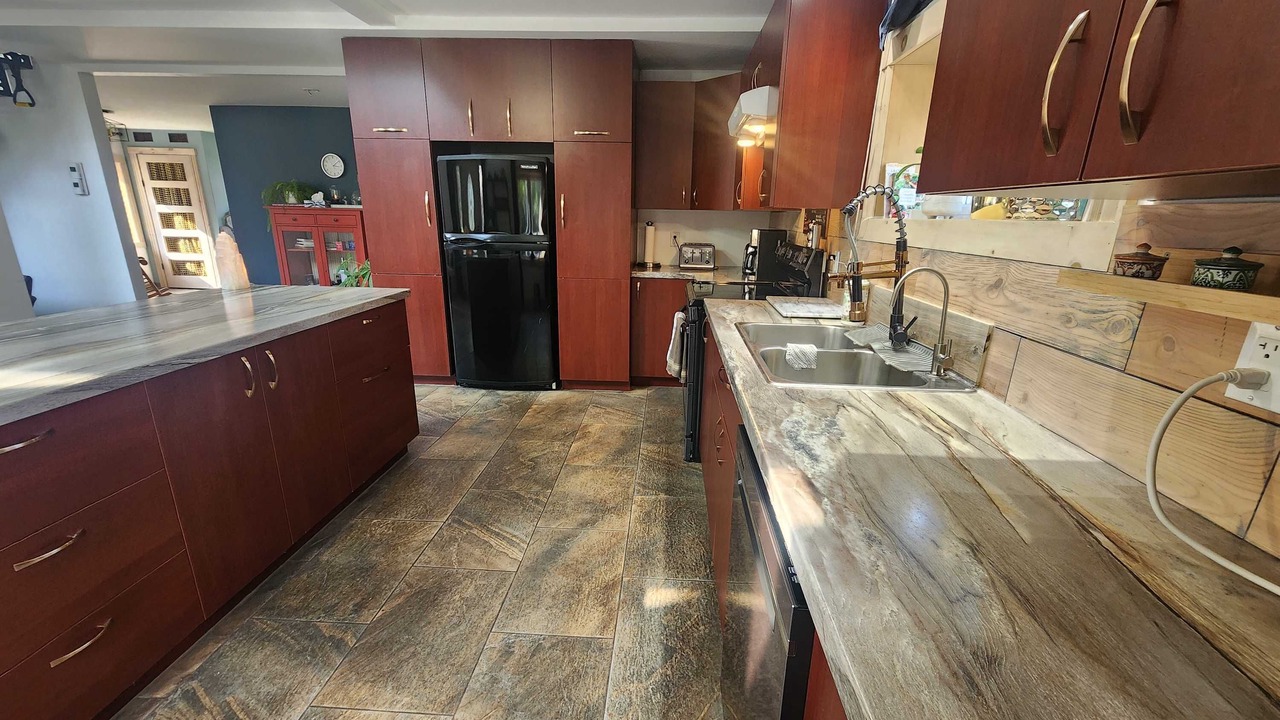 Photo of Kitchen in Rouyn-Noranda