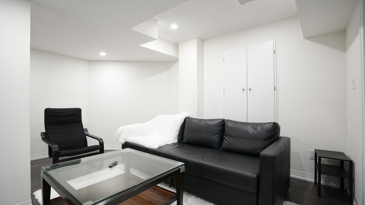 Photo of Livingroom in Brampton