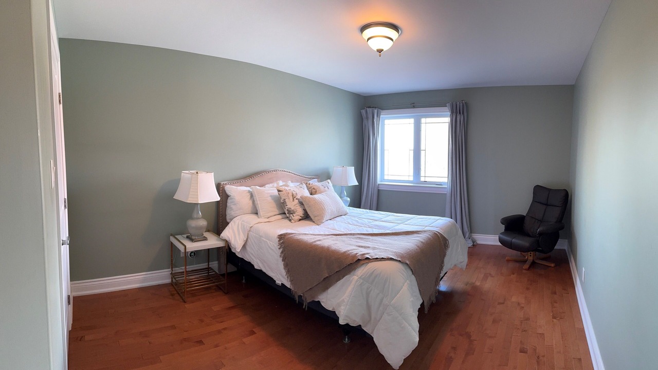 Photo of Bedroom in Munster Hamlet - Richmond
