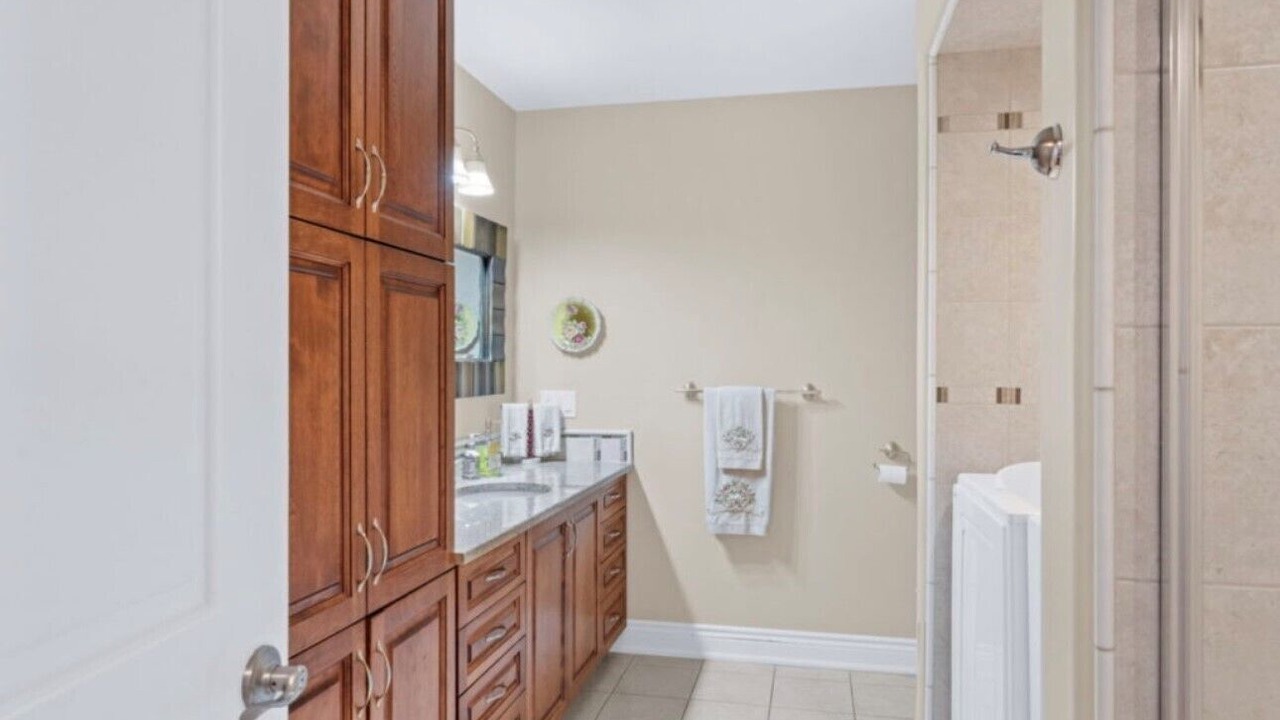 Photo of Bathroom in Munster Hamlet - Richmond