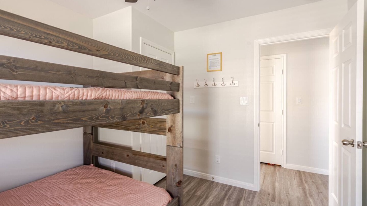 Photo of Bedroom in Gilchrist