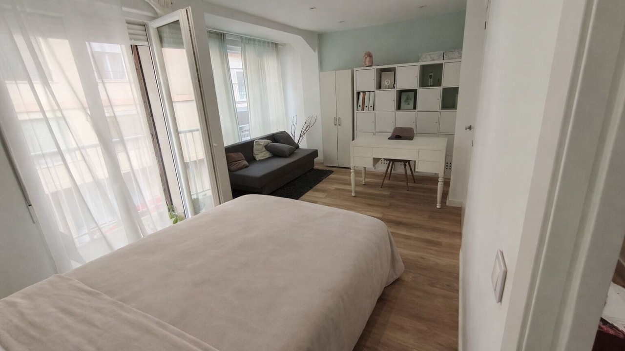 Photo of Bedroom in Benicalap