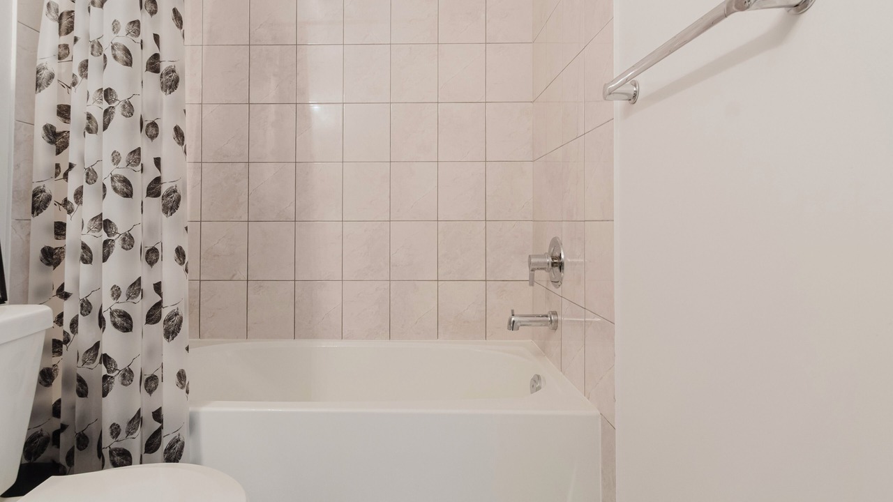 Photo of Bathroom in Erin Mills