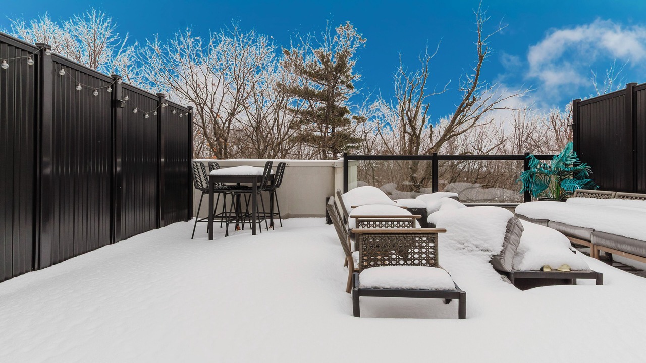 Photo of Outdoor in Erin Mills