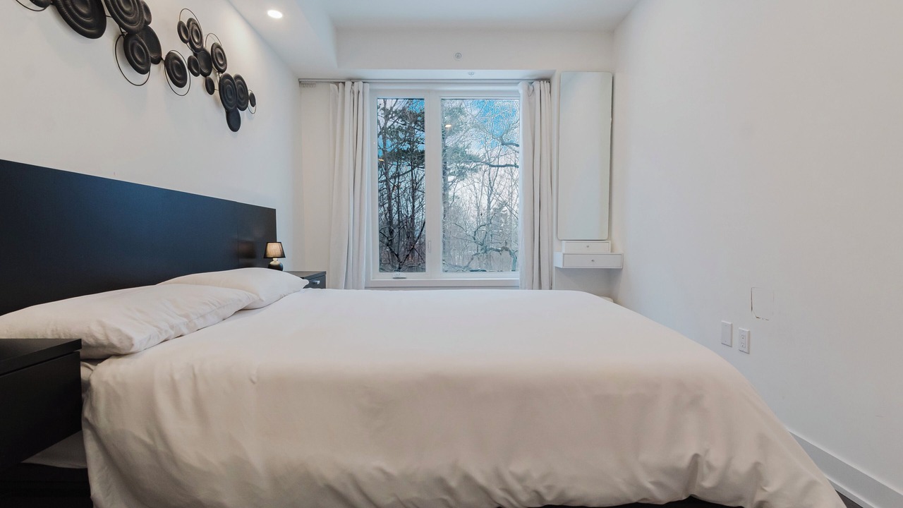 Photo of Bedroom in Erin Mills