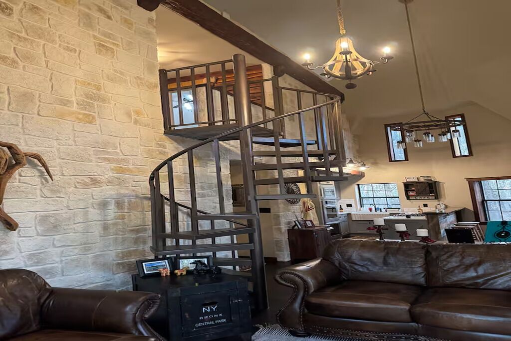 Photo of Livingroom in Albany