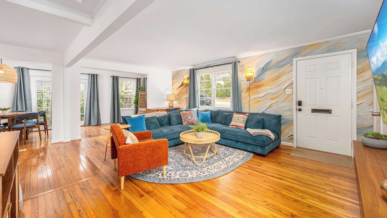Photo of Livingroom in Carrboro