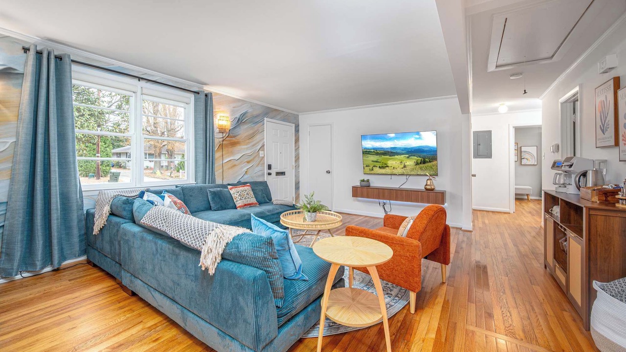 Photo of Livingroom in Carrboro