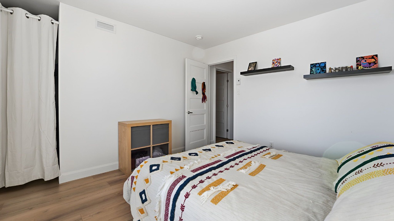 Photo of Bedroom in Saint-Emile