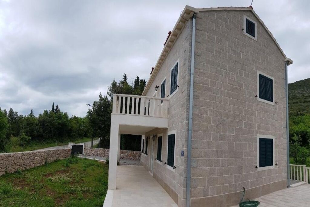 Photo of Outdoor in urinici