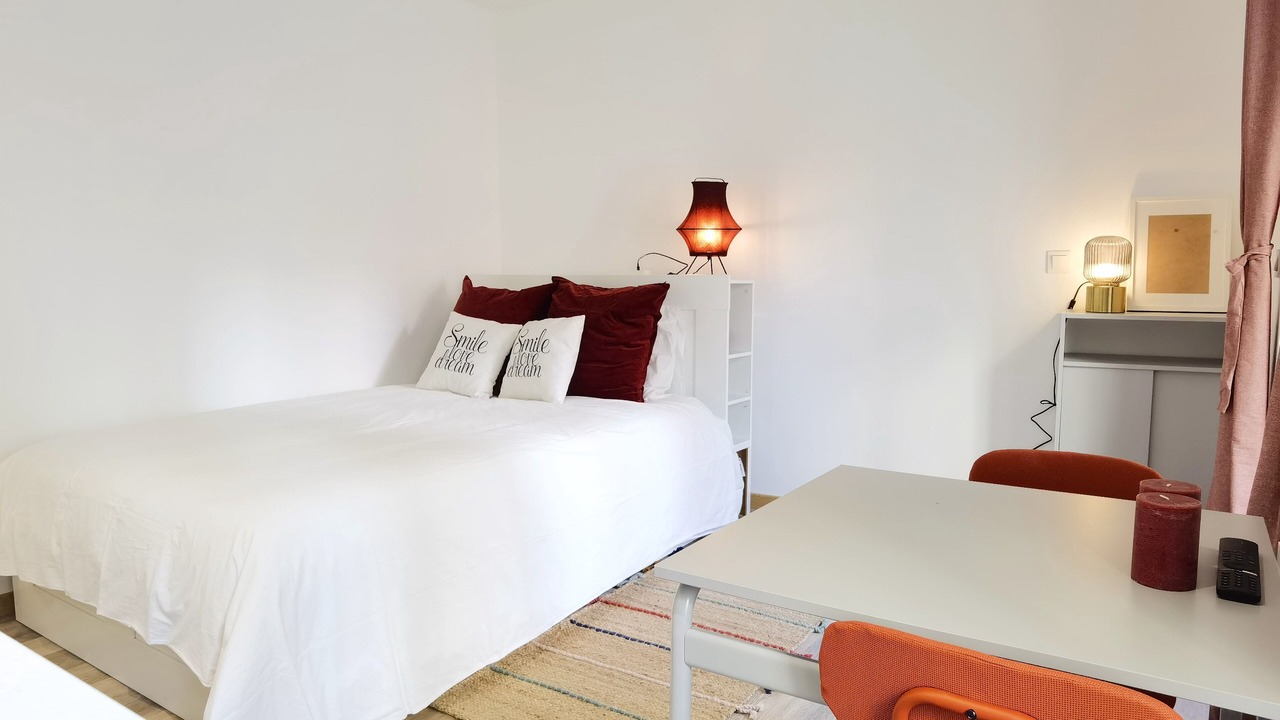 Photo of Bedroom in 19th Arrondissement