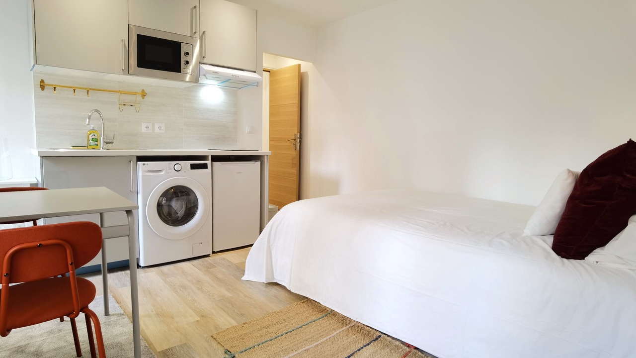 Photo of Bedroom in 19th Arrondissement