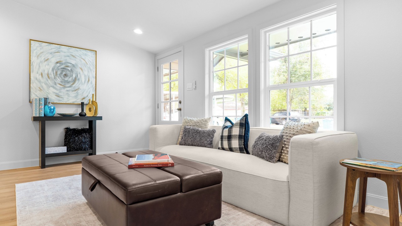 Photo of Livingroom in Houston
