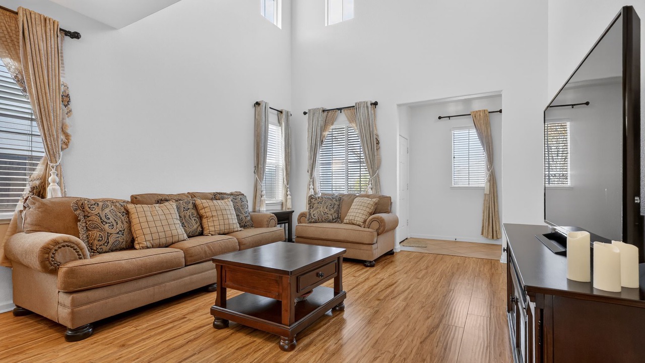 Photo of Livingroom in Turlock