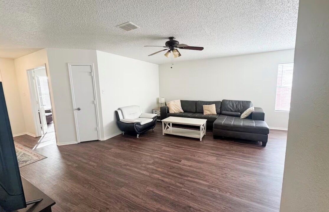 Photo of Livingroom in Mesquite