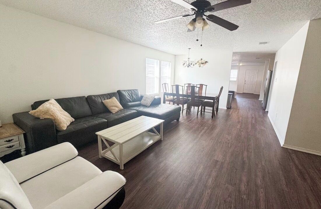 Photo of Livingroom in Mesquite